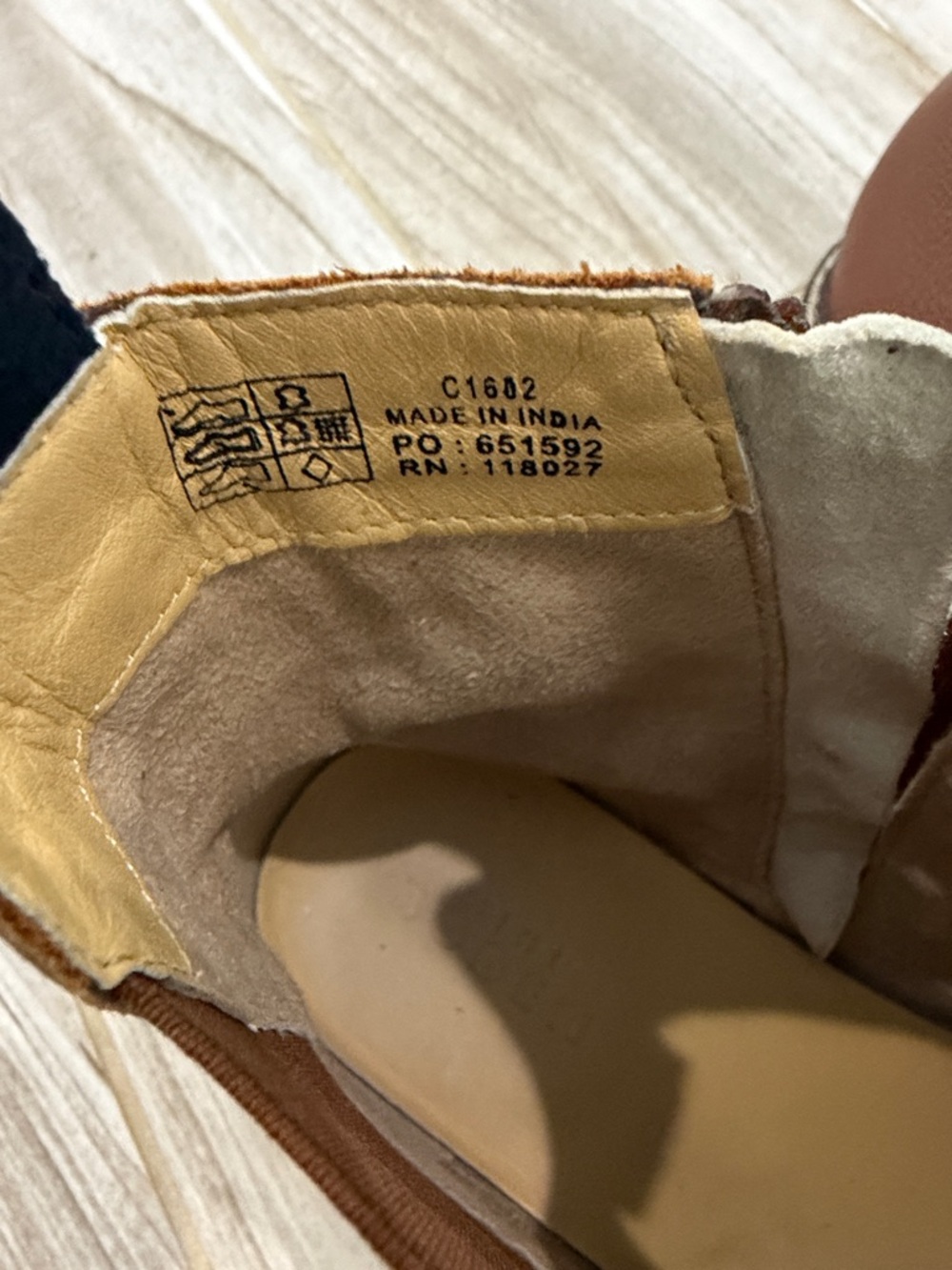 Mini Boden Brown leather ankle boots - Picture 4 of 7